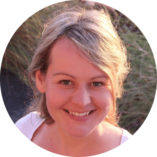 portrait of nadine helm